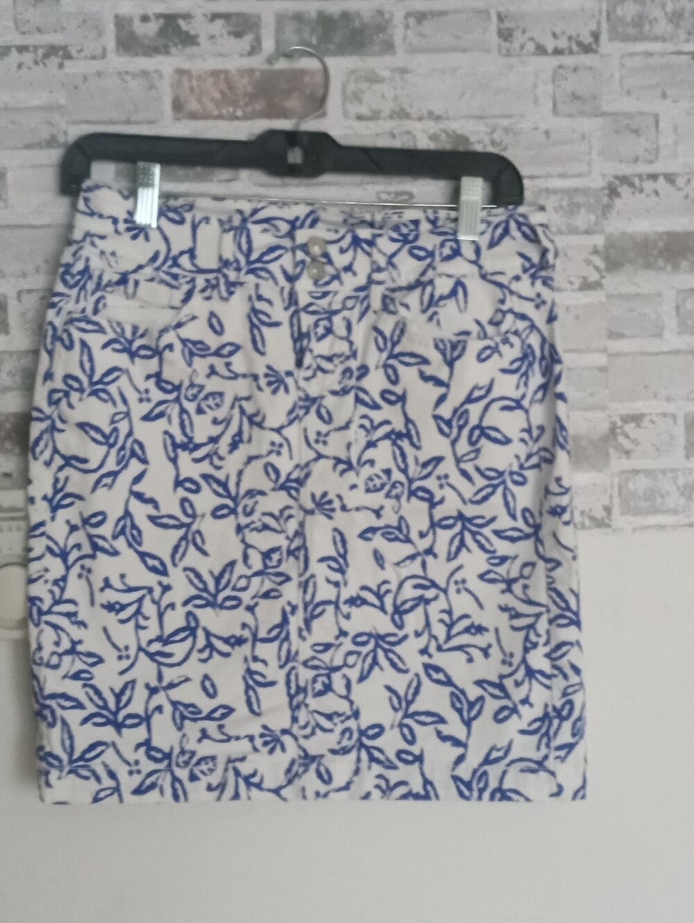 Old Navy White Mini Skirt with Blue Leaf Print
